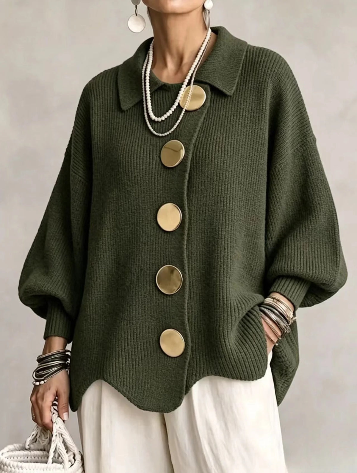 Cardigan Fascino – Oversize con Bottoni Dorati
